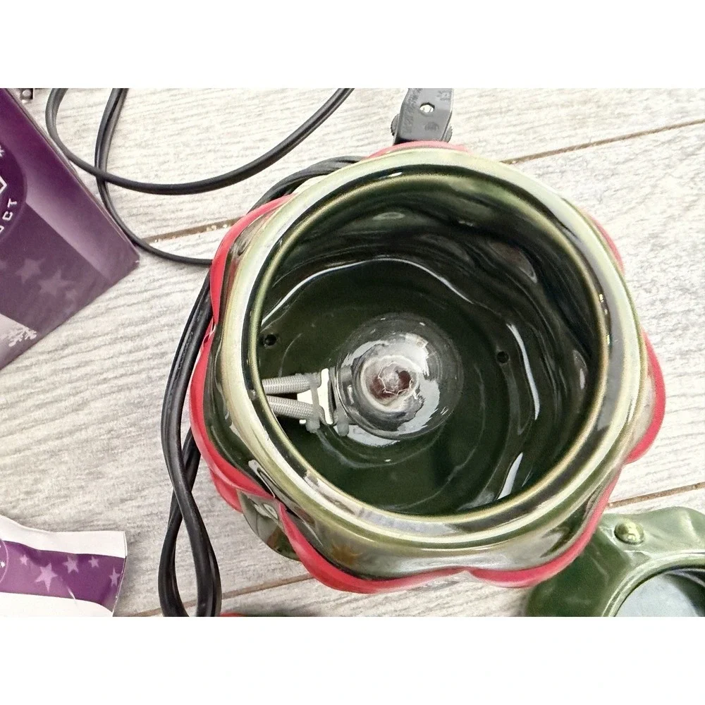 Scentsy Christmas Tree Wax Warmer Holiday Ceramic Full Size w Box Premium 23934‎